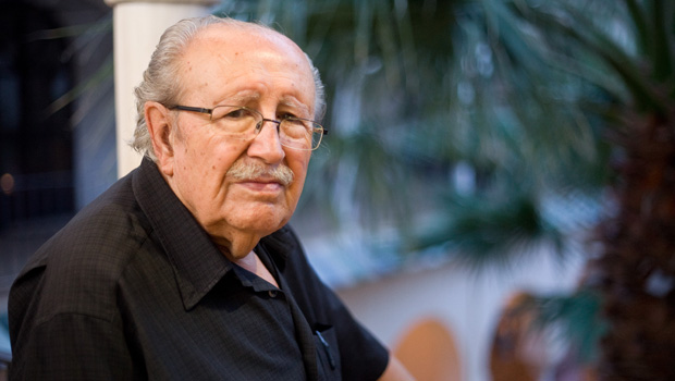 Fallece el poeta granadino Rafael Guillén